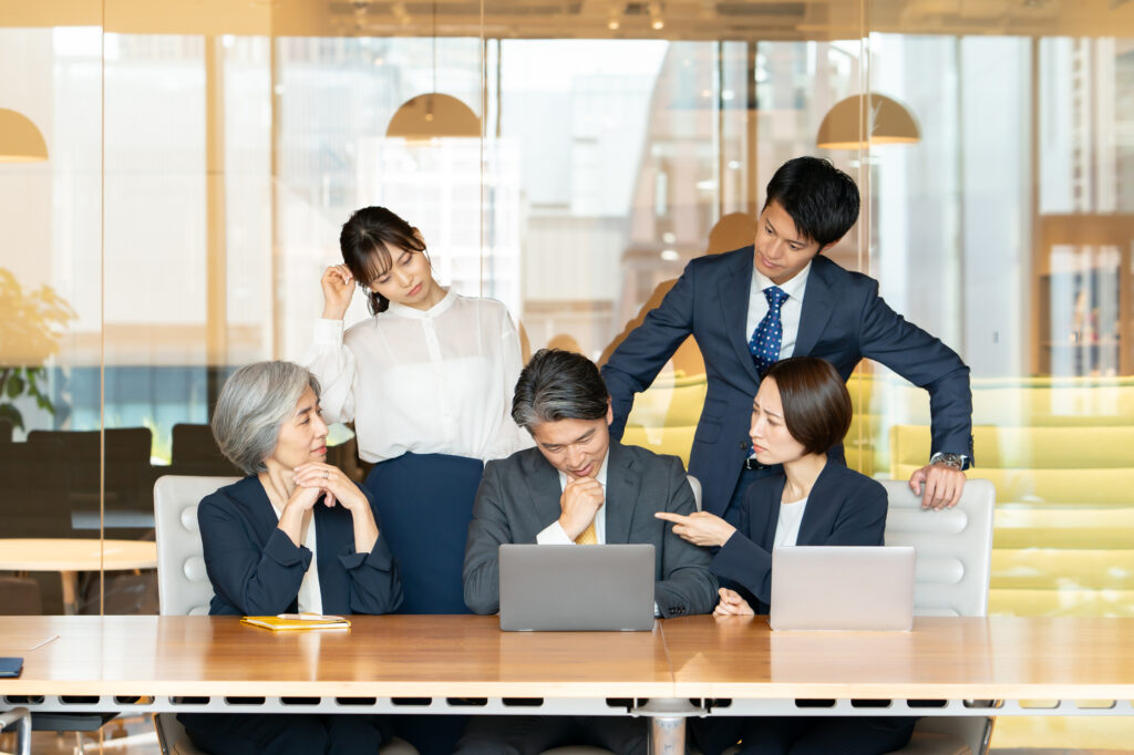 エンゲージメントサーベイは無駄・意味ないは本当？批判の理由や効果的に実施するためのポイント